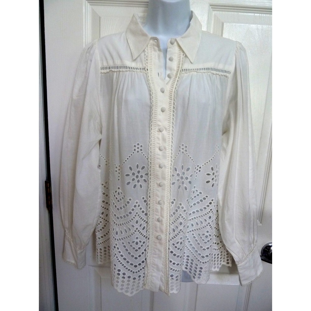 WE ARE KINDRED White Eyelet Balloon Sleeve Blouse Cut-Outs Oversized Sz 4 Small